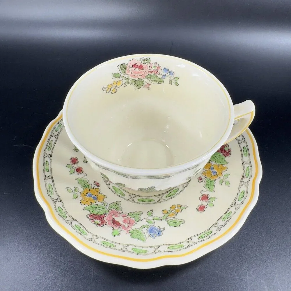 Antique Royal Doulton The Cavendish‎ Porcelain Teacup And Saucer Set England VTG
